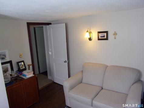 134 East Road Bristol CT 06010