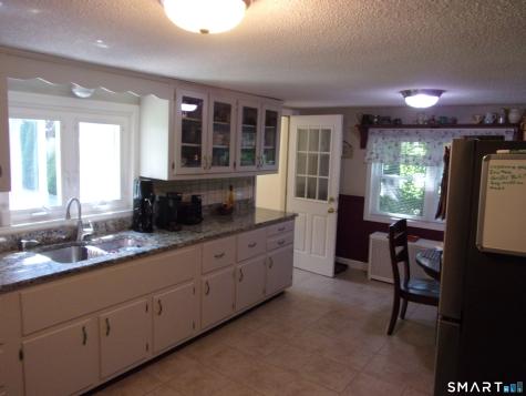 134 East Road Bristol CT 06010