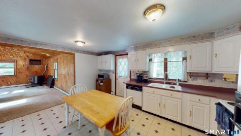 34 Angell Road Glocester RI 02814