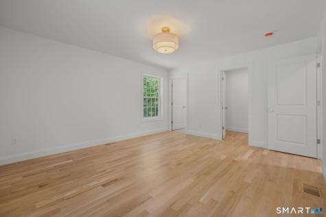 188 Kitemaug Road Montville CT 06382
