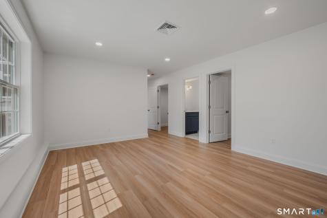 188 Kitemaug Road Montville CT 06382