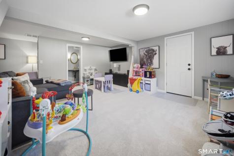 32 Fairview Drive Farmington CT 06032