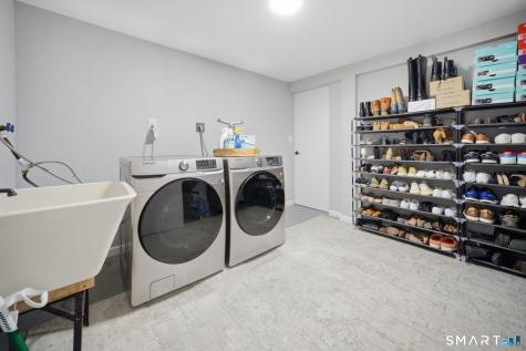 32 Fairview Drive Farmington CT 06032