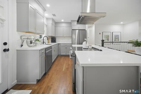32 Fairview Drive Farmington CT 06032