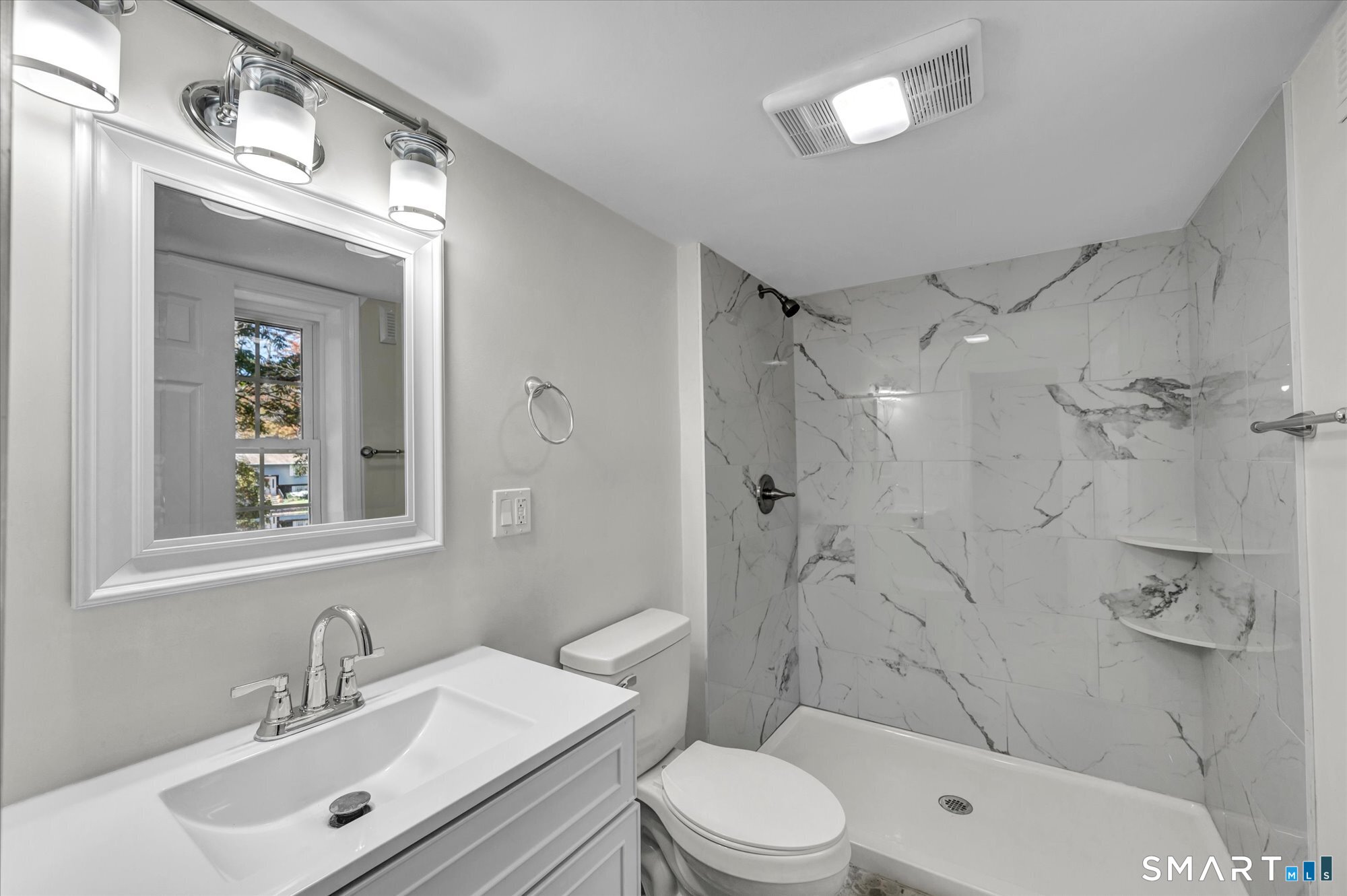 95 Dyer Avenue Canton CT 06019