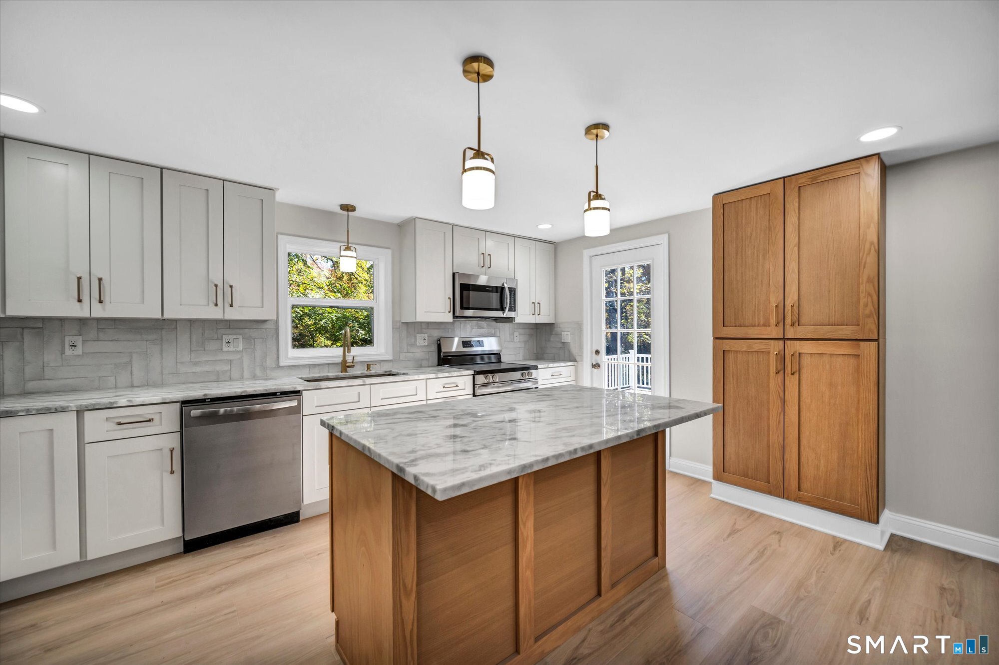 95 Dyer Avenue Canton CT 06019