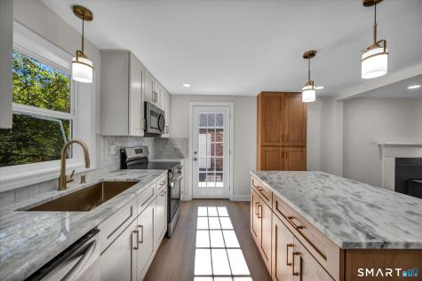 95 Dyer Avenue Canton CT 06019