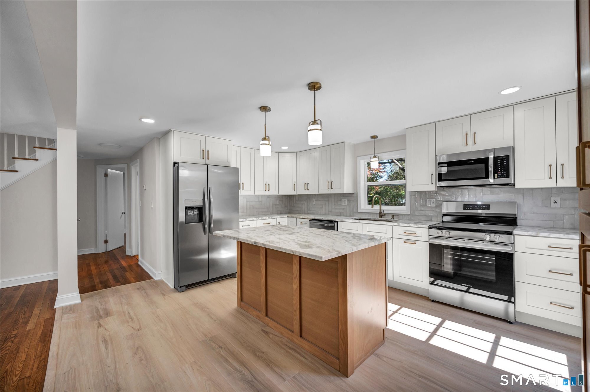 95 Dyer Avenue Canton CT 06019