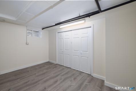 16 Lakeview Drive North Branford CT 06472