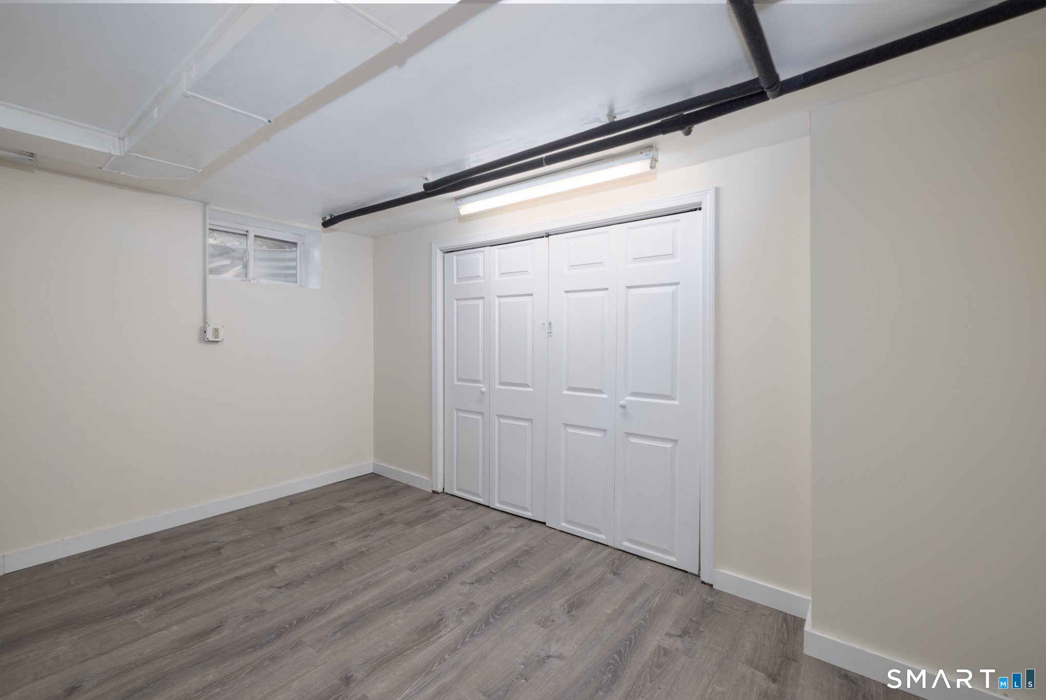 16 Lakeview Drive North Branford CT 06472