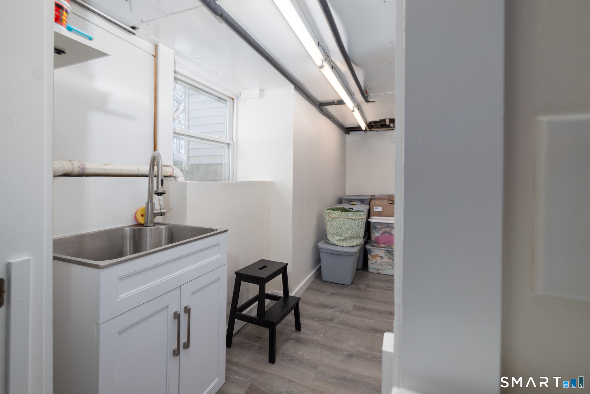 16 Lakeview Drive North Branford CT 06472