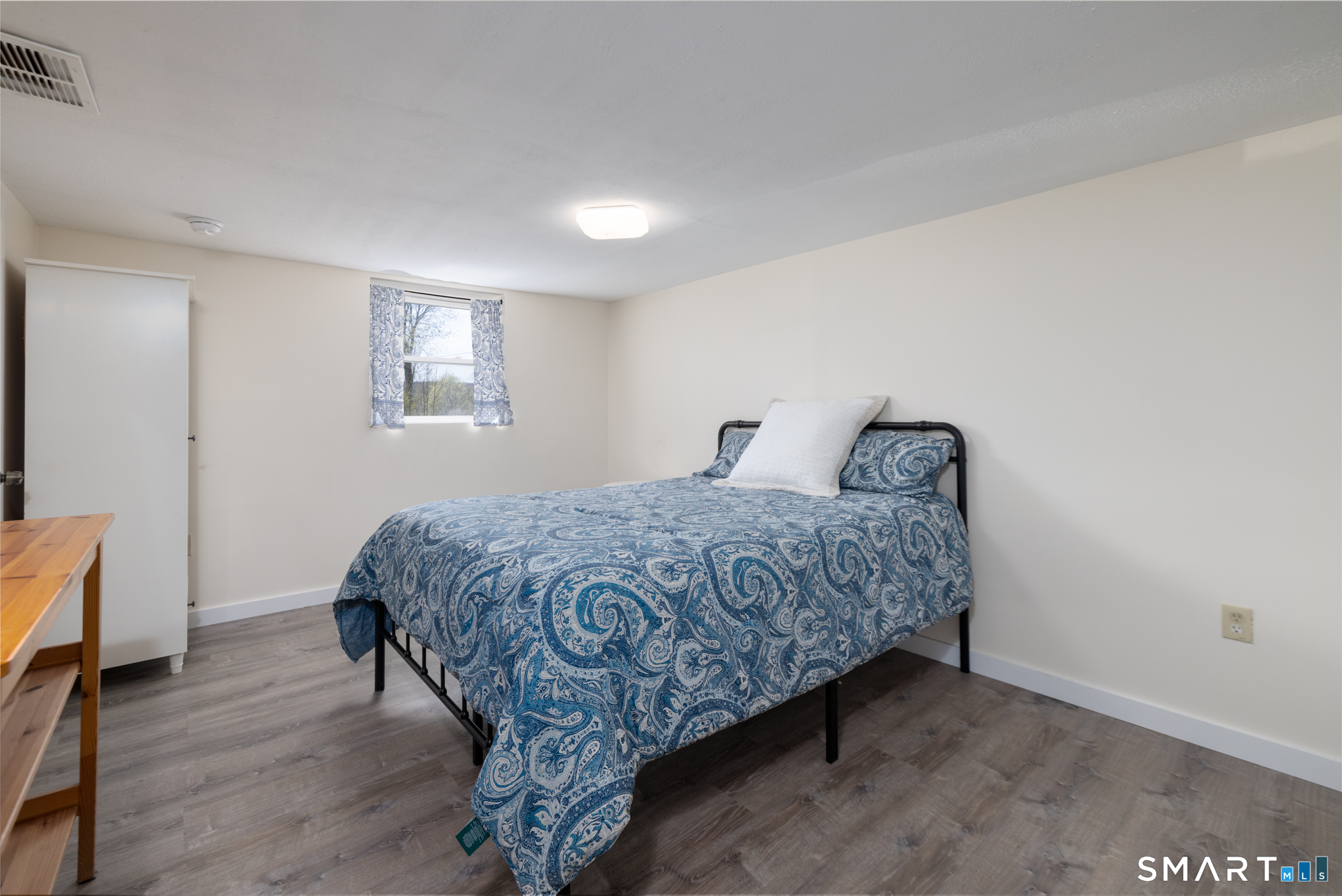 16 Lakeview Drive North Branford CT 06472