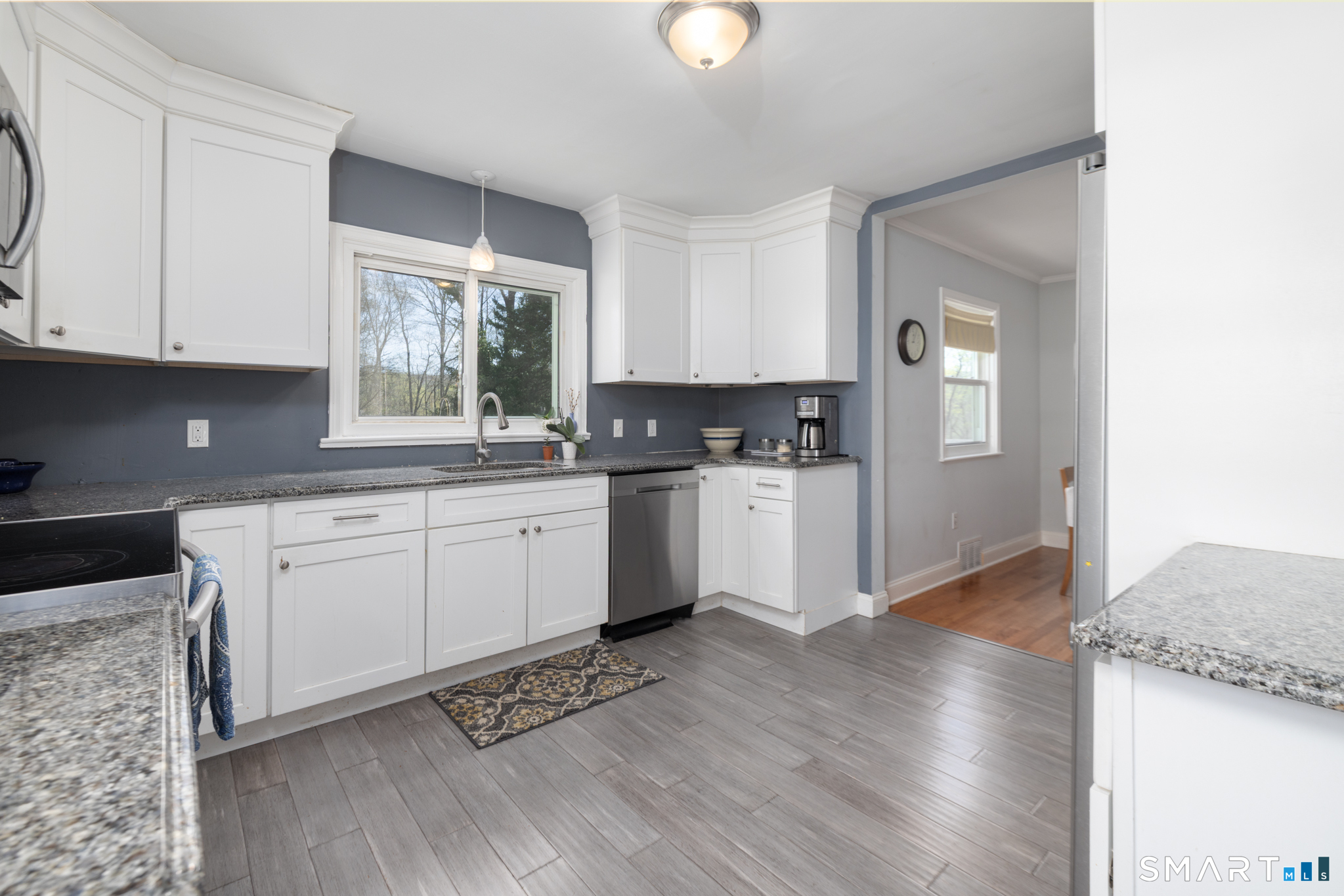 16 Lakeview Drive North Branford CT 06472