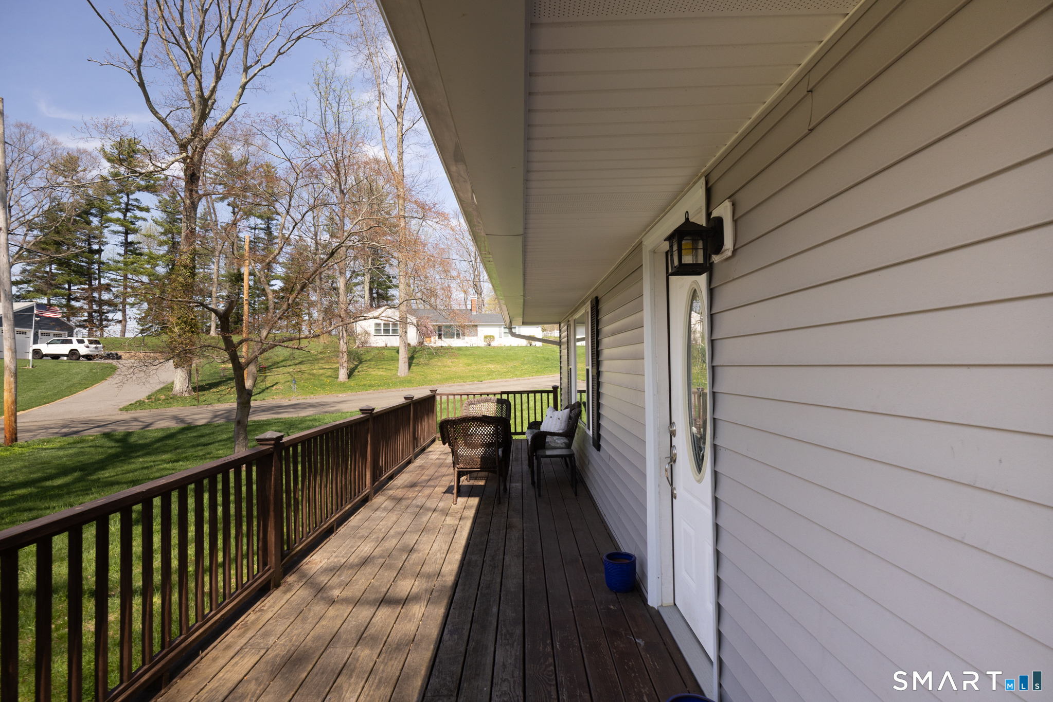 16 Lakeview Drive North Branford CT 06472