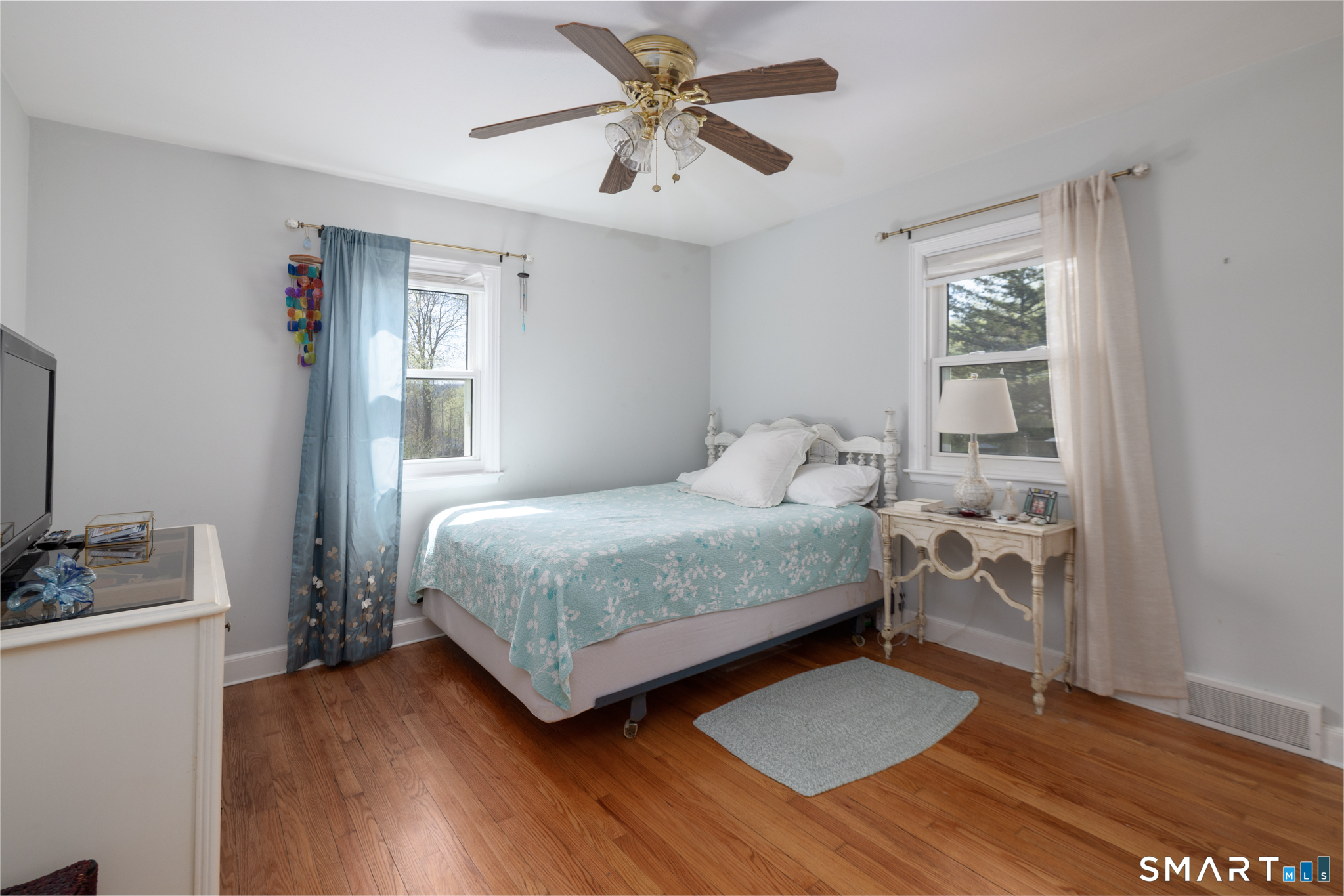 16 Lakeview Drive North Branford CT 06472