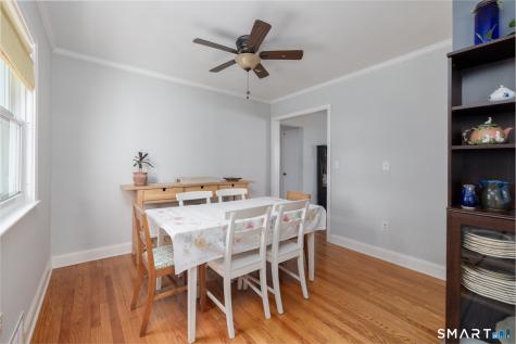 16 Lakeview Drive North Branford CT 06472