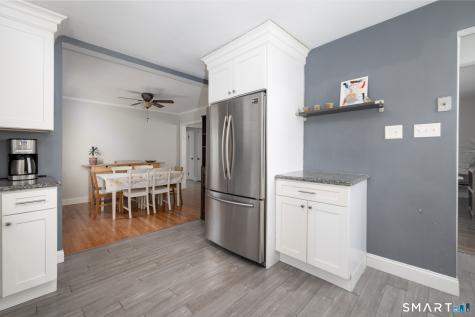 16 Lakeview Drive North Branford CT 06472