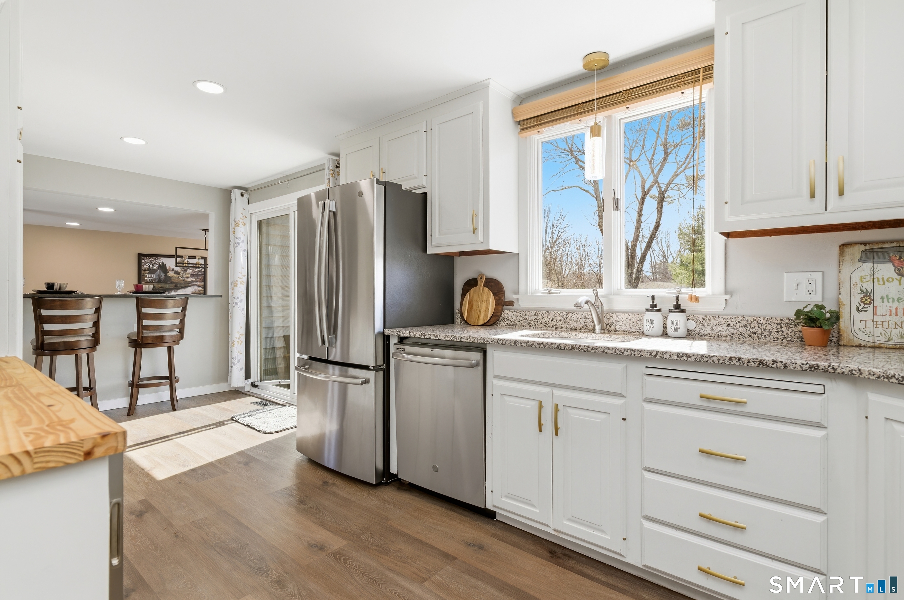 37 Farnham Road South Windsor CT 06074