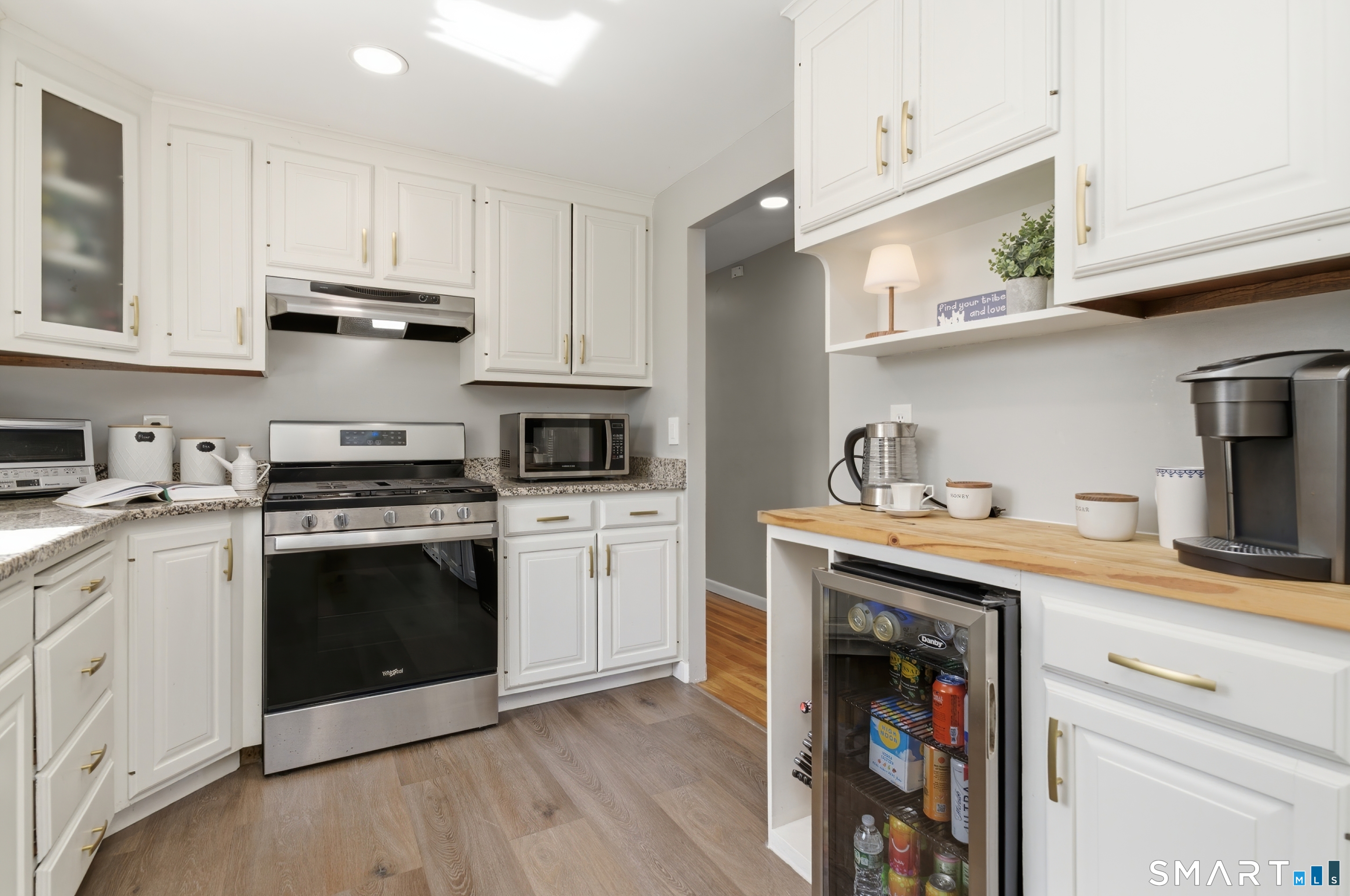 37 Farnham Road South Windsor CT 06074