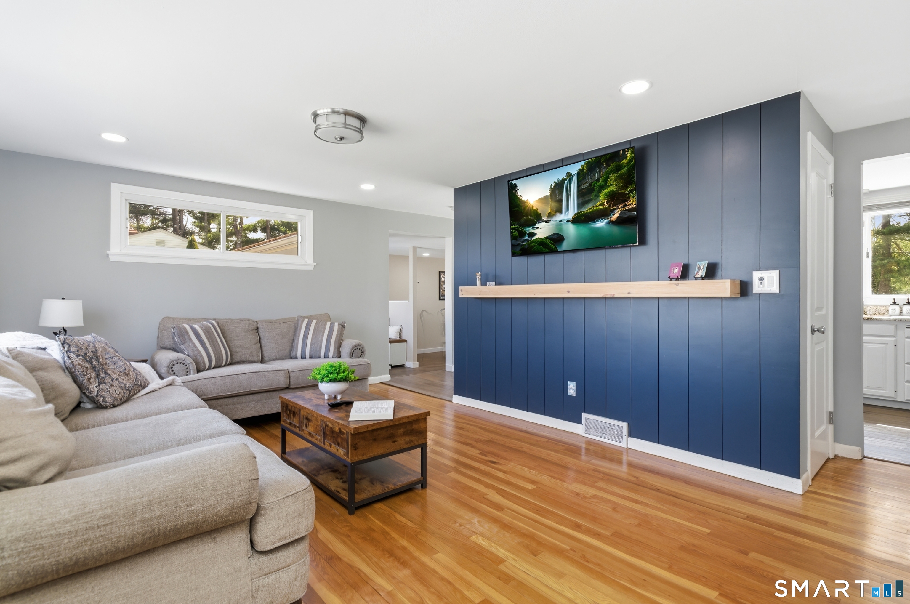 37 Farnham Road South Windsor CT 06074