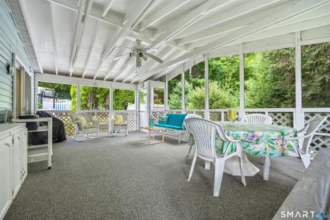 26 Woodland Park Shelton CT 06484