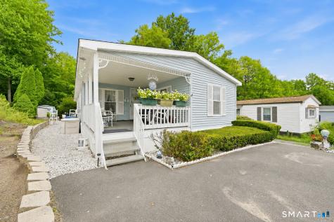 26 Woodland Park Shelton CT 06484
