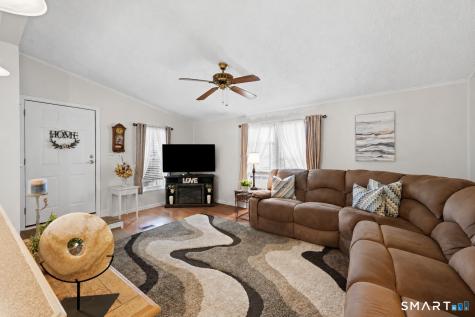 26 Woodland Park Shelton CT 06484