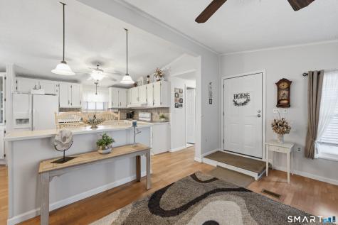 26 Woodland Park Shelton CT 06484