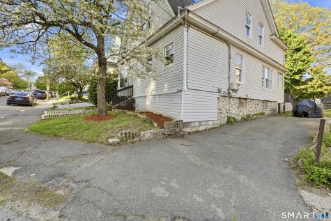 2 Oakland Avenue Waterbury CT 06710