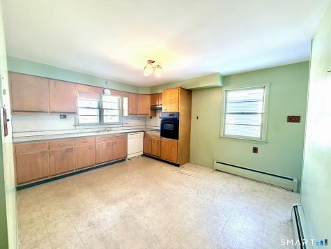 282 Horace Street Bridgeport CT 06610