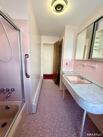 282 Horace Street Bridgeport CT 06610