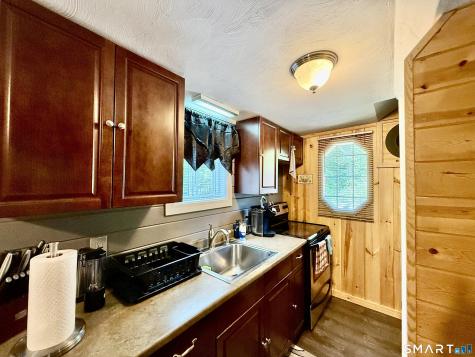 209-R Lake Road Andover CT 06232