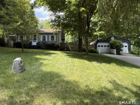 209-R Lake Road Andover CT 06232