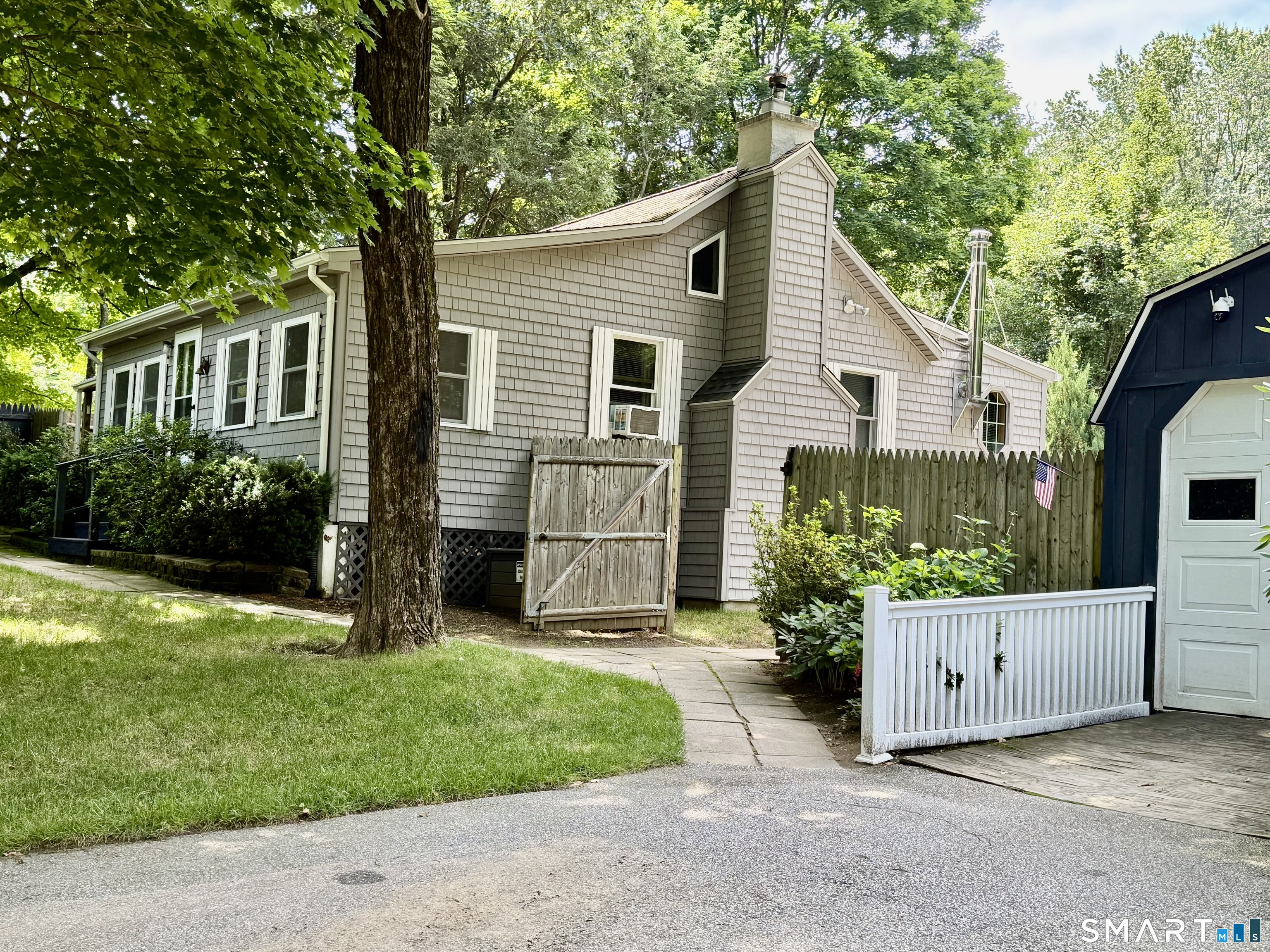 209-R Lake Road Andover CT 06232