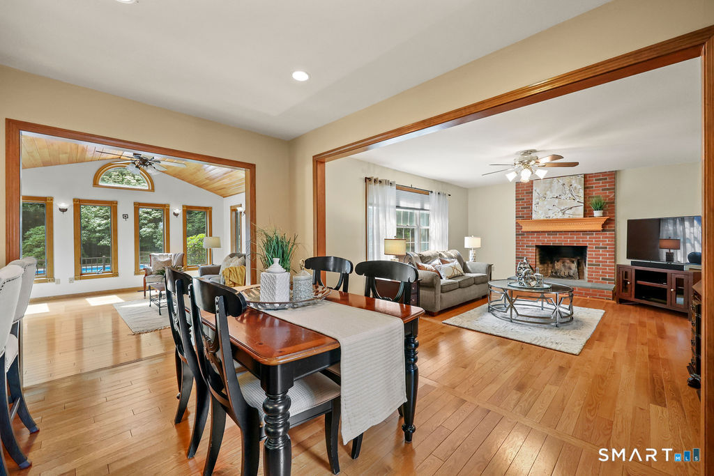 209 Lancaster Way Cheshire CT 06410