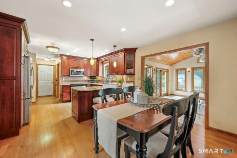 209 Lancaster Way Cheshire CT 06410