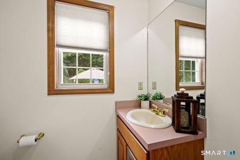 209 Lancaster Way Cheshire CT 06410