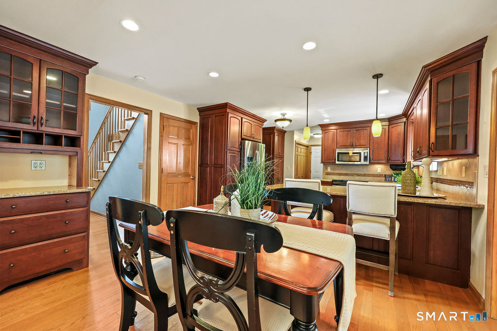 209 Lancaster Way Cheshire CT 06410