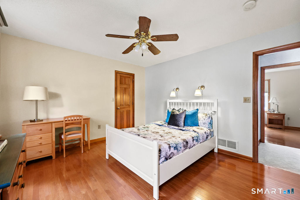 209 Lancaster Way Cheshire CT 06410
