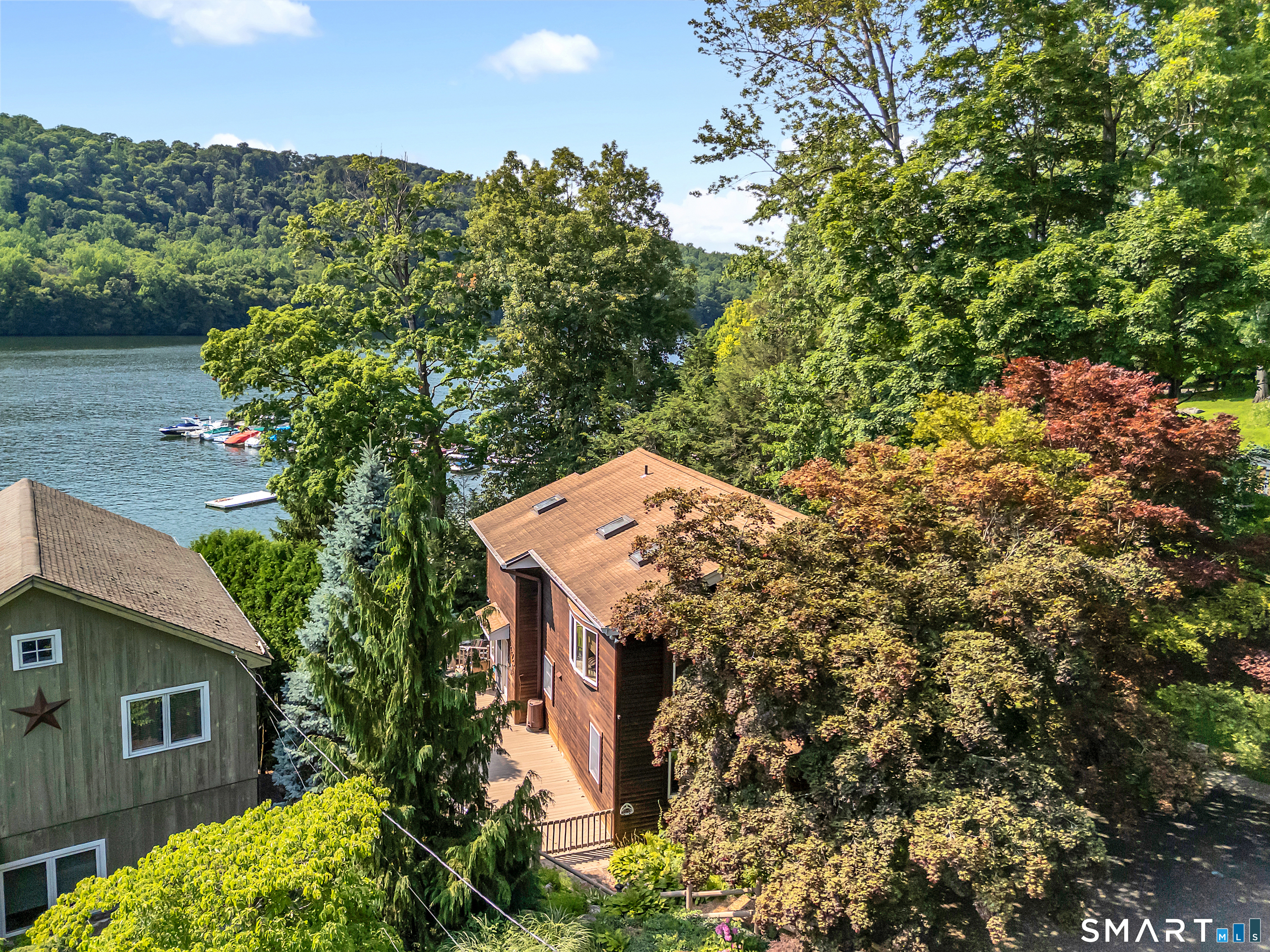 28 Lake Drive New Milford CT 06776