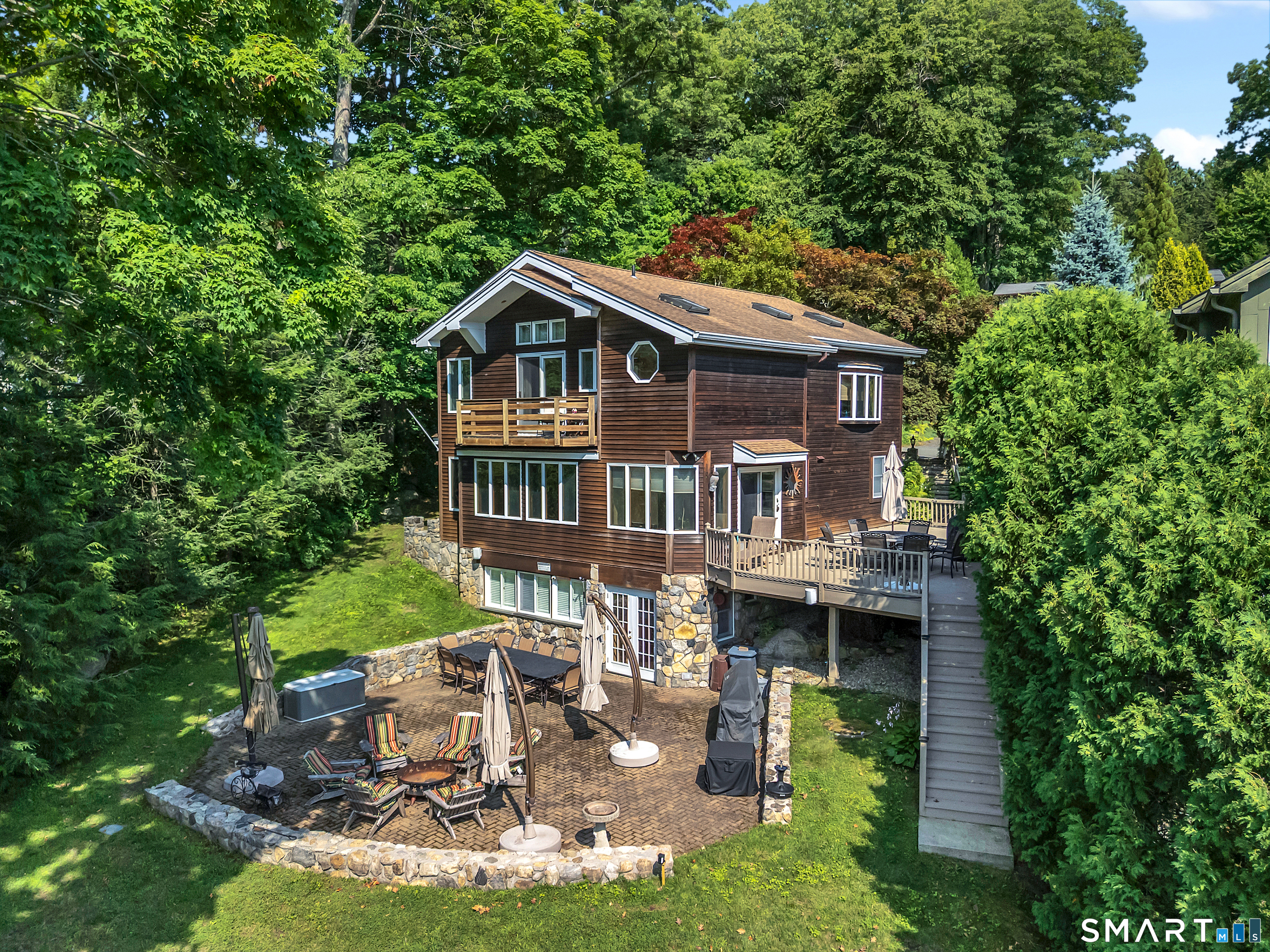 28 Lake Drive New Milford CT 06776