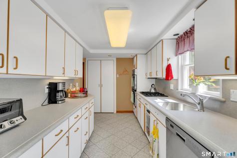 28 Lake Drive New Milford CT 06776