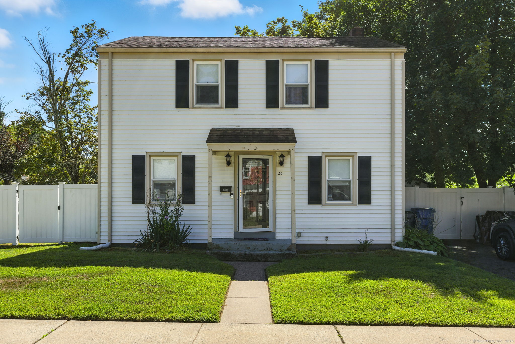 30 Seaman Circle Manchester CT 06040