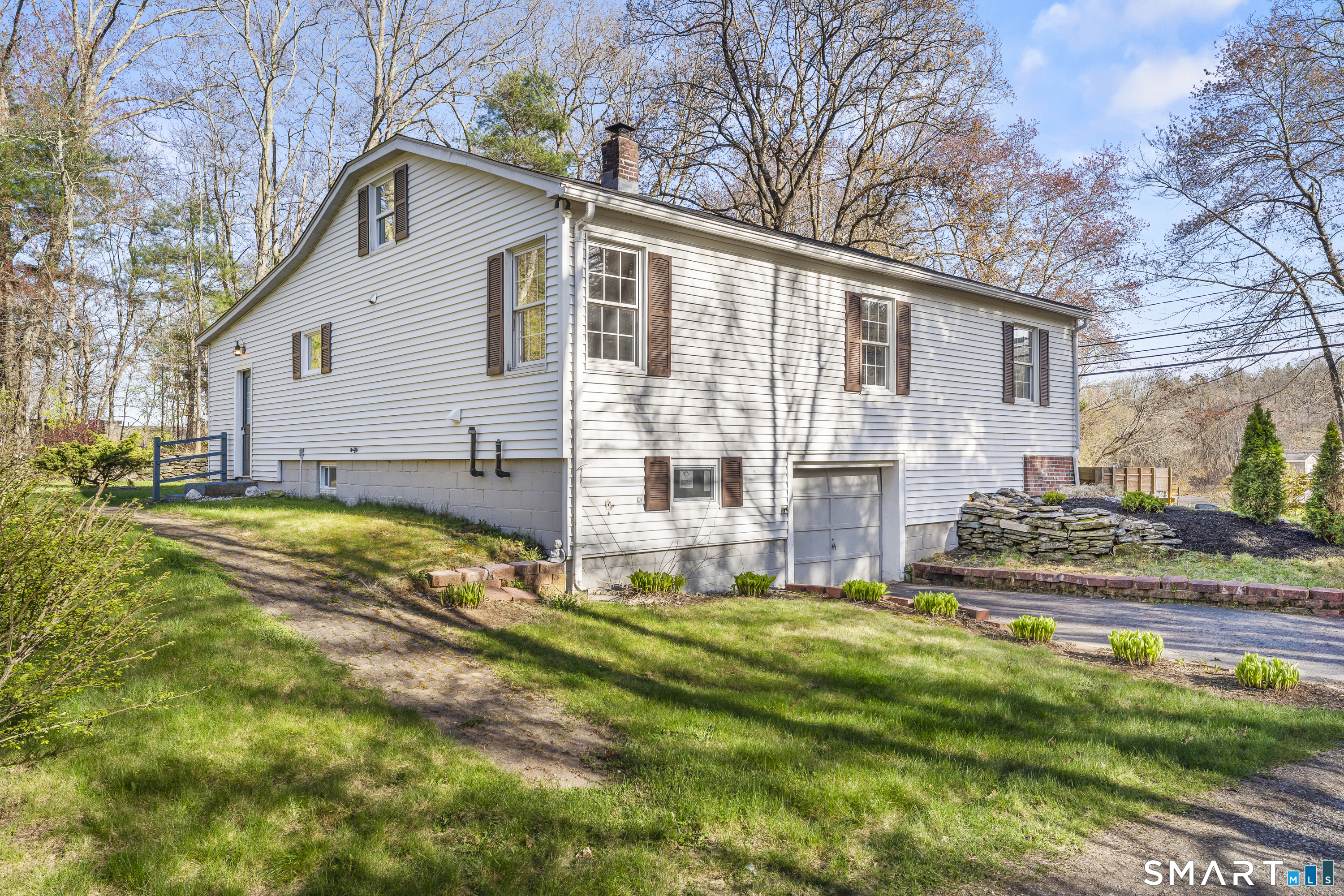 44 Red Bridge Road Thompson CT 06255