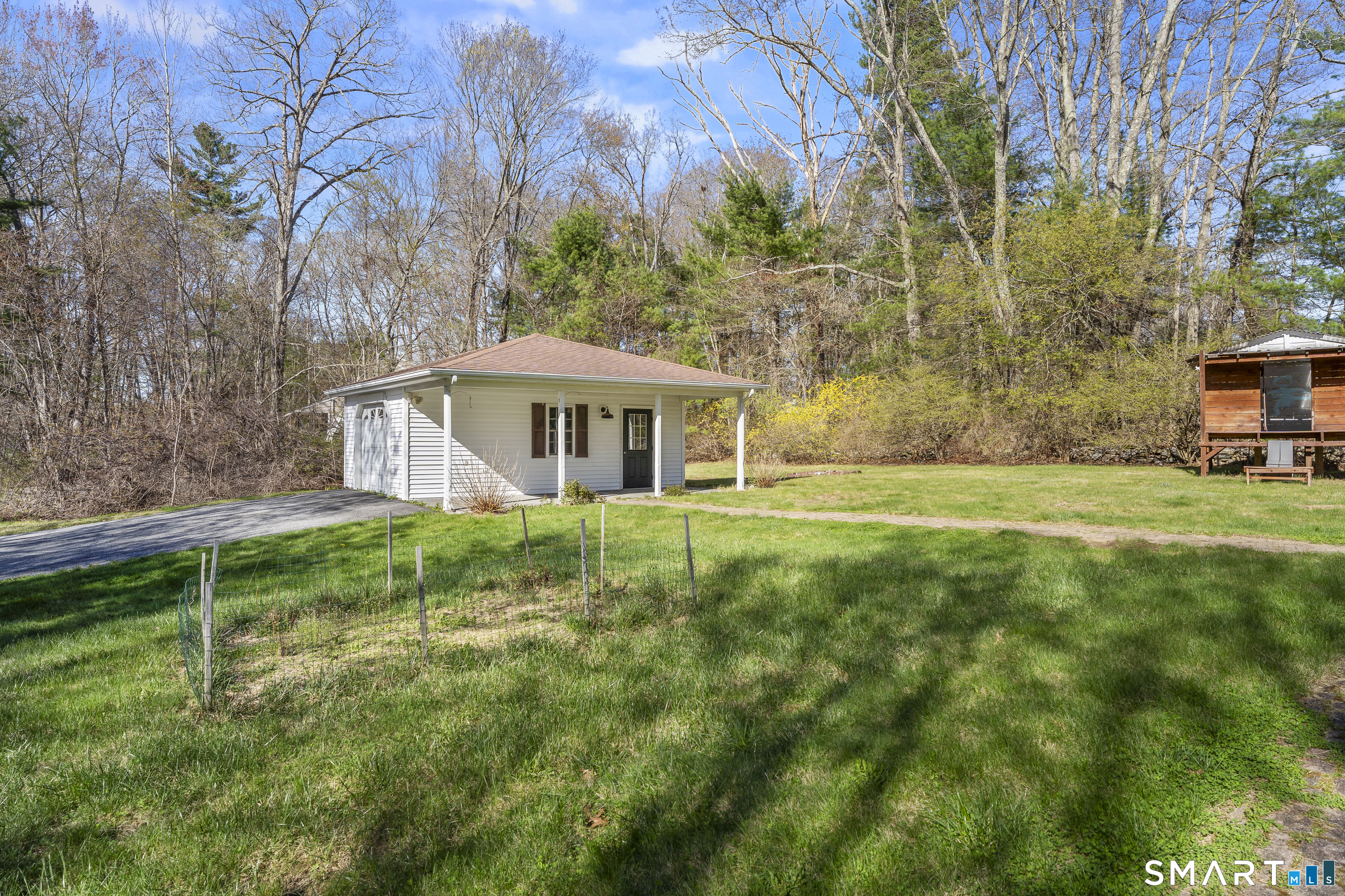 44 Red Bridge Road Thompson CT 06255