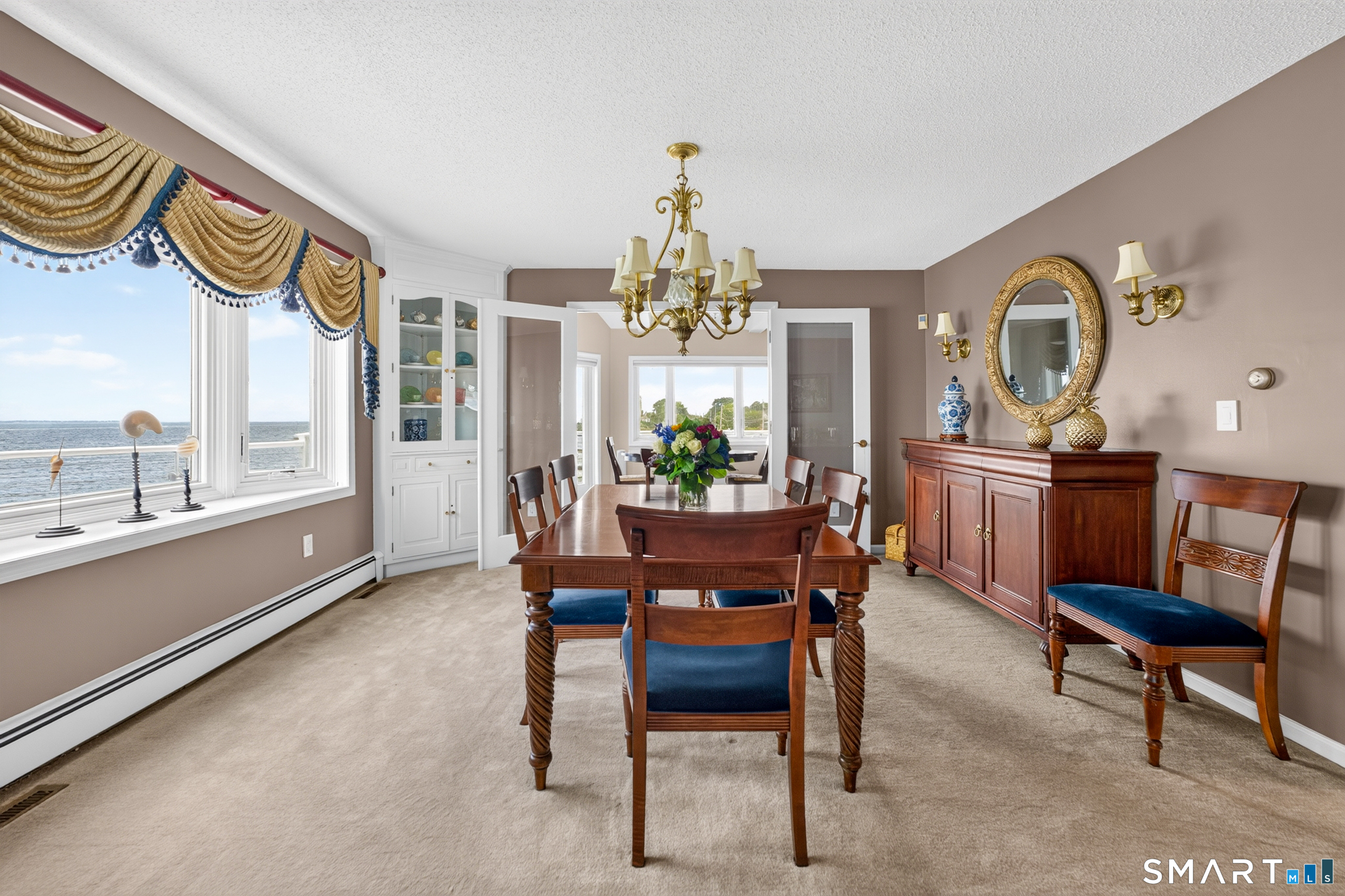 670 Pequot Avenue New London CT 06320
