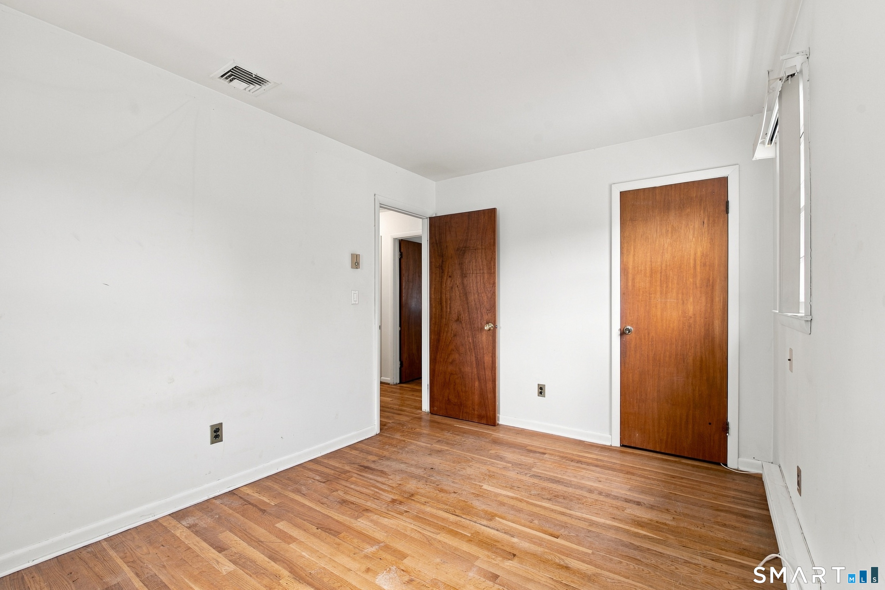 523 Newfield Avenue Stamford CT 06905