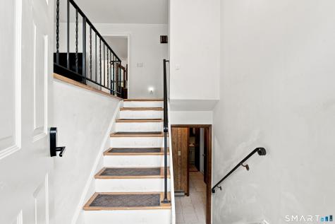 523 Newfield Avenue Stamford CT 06905
