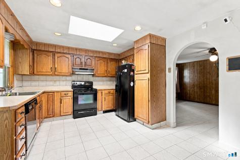 523 Newfield Avenue Stamford CT 06905