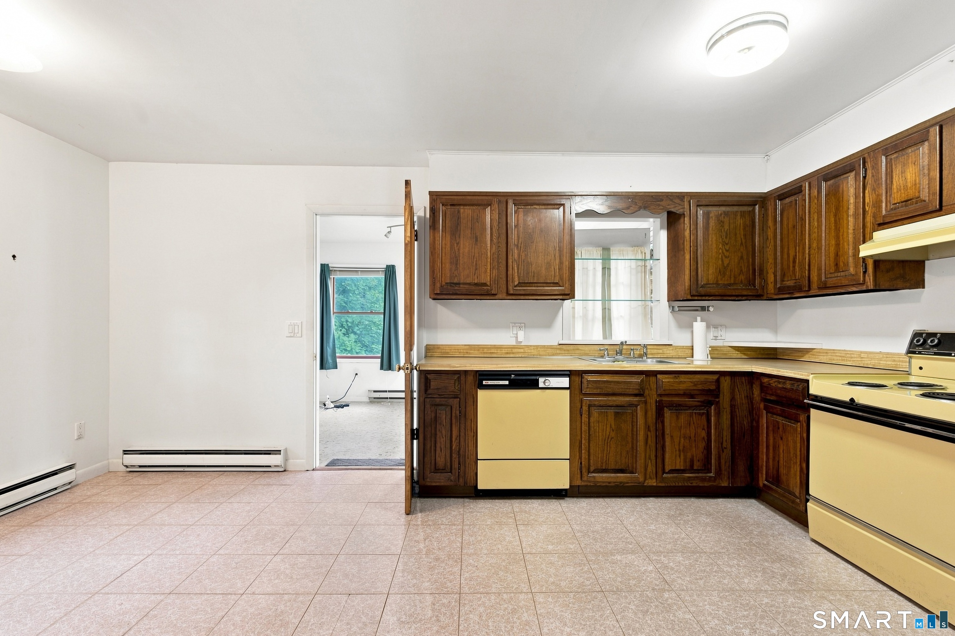 523 Newfield Avenue Stamford CT 06905